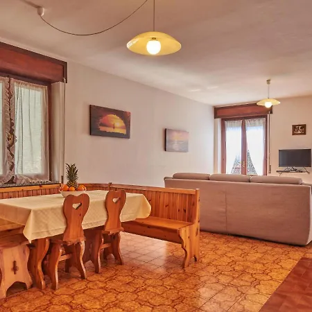 Nyaraló Simoni - Gla107 By Interhome Gera Lario